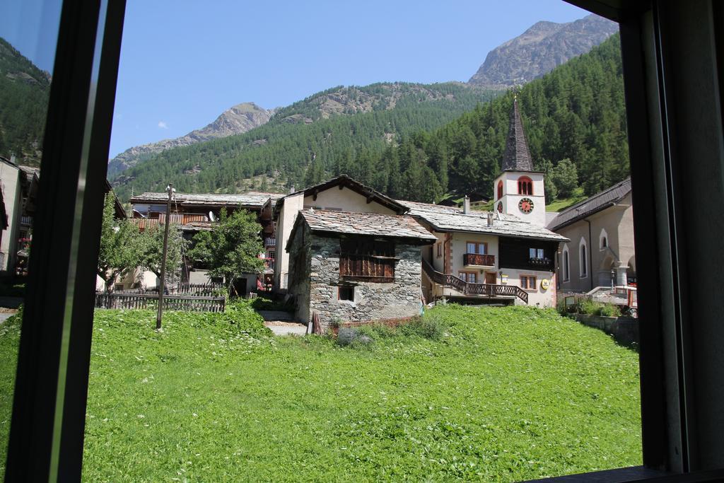 Ferienwohnungen Wallis - Randa Bei Zermatt Phòng bức ảnh